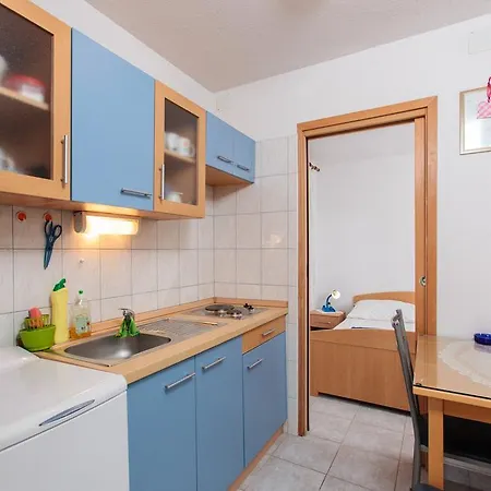 Apartment Marija 1921 *